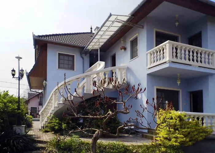 アパート Levendula *